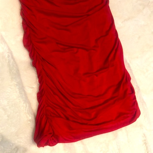 One shoulder, form fitting red dress - size M - Picture 3 of 3